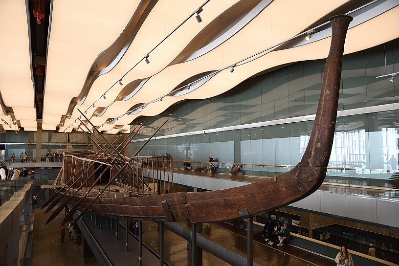 32 MAK_7218.jpg - La barca attualmente è conservata in un’ala del Grande Museo Egizio di Giza.
